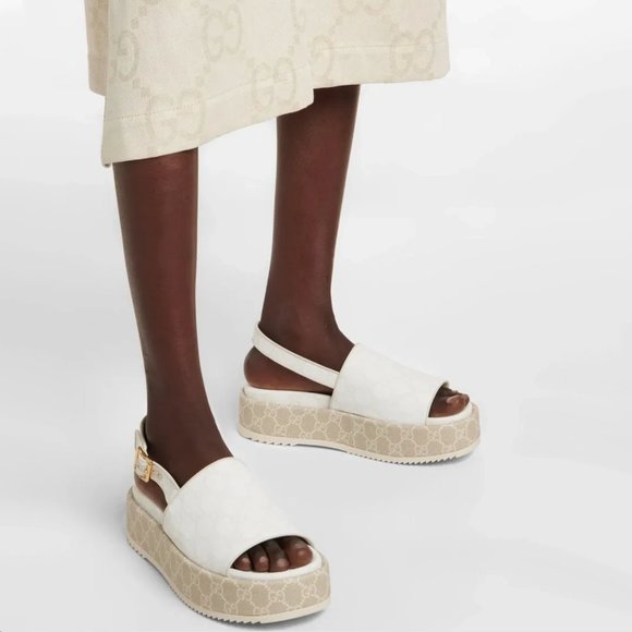 Gucci Supreme Slides in White/Beige, size 38.5 - Picture 9 of 9